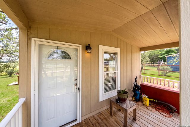 1448 PRIVATE ROAD 1518, Bandera, TX 78003