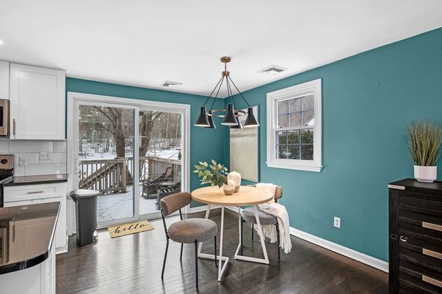 54 Methuen Rd, Dracut, MA 01826