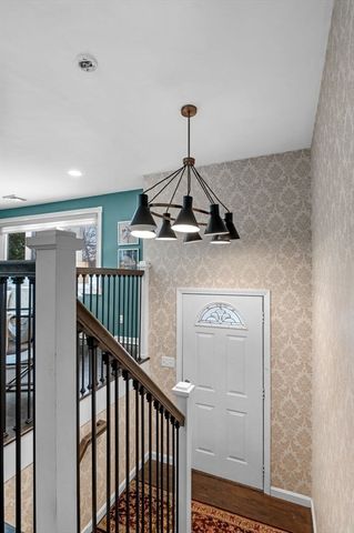 54 Methuen Rd, Dracut, MA 01826