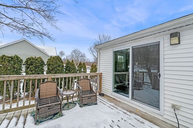 54 Methuen Rd, Dracut, MA 01826