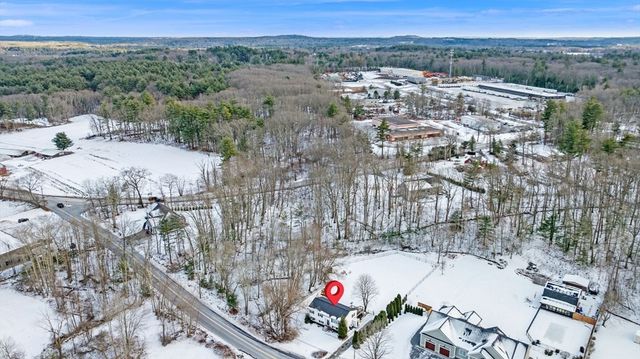 54 Methuen Rd, Dracut, MA 01826