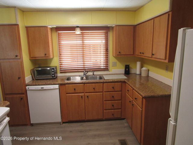 14685 Brookridge Boulevard, Brooksville, FL 34613