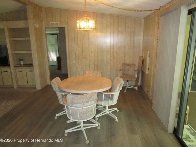 14685 Brookridge Boulevard, Brooksville, FL 34613