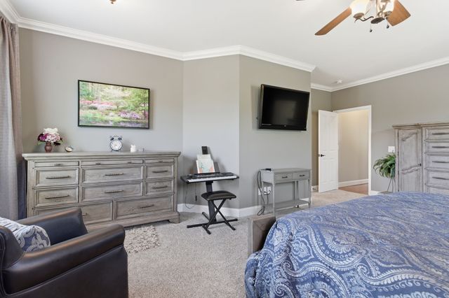 605 Concord Dr, Gallatin, TN 37066