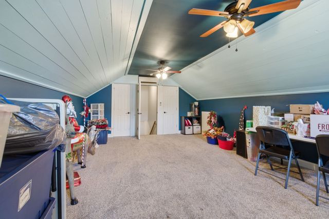605 Concord Dr, Gallatin, TN 37066