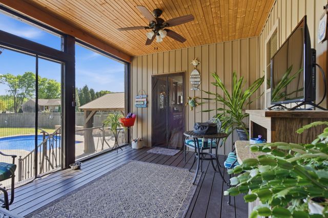 605 Concord Dr, Gallatin, TN 37066