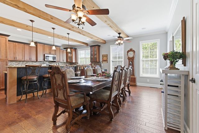 605 Concord Dr, Gallatin, TN 37066