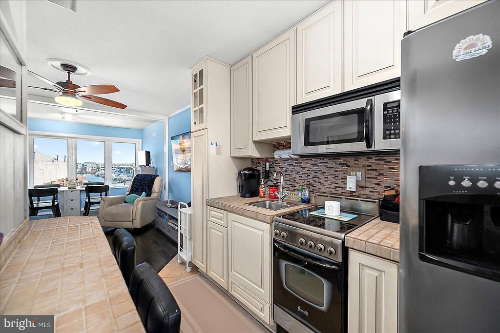 Image 13 of property listing at 504 ROBIN DR #69, Ocean City, MD 21842