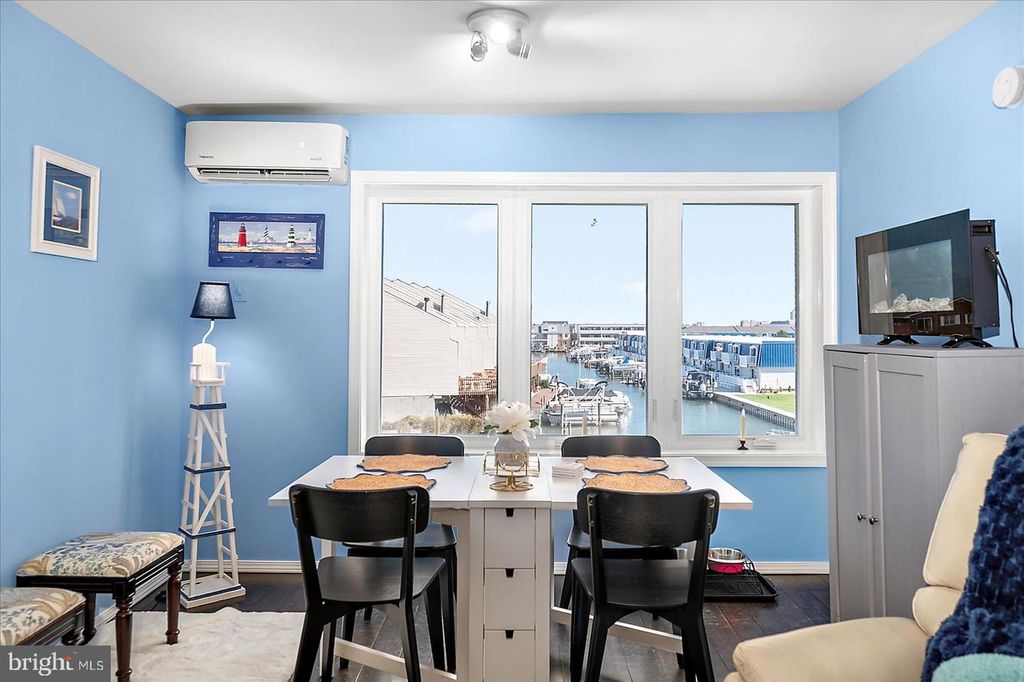 Image 16 of property listing at 504 ROBIN DR #69, Ocean City, MD 21842
