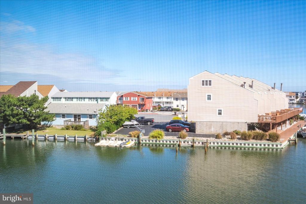 Image 24 of property listing at 504 ROBIN DR #69, Ocean City, MD 21842