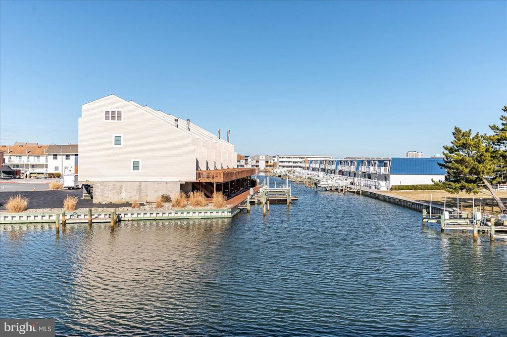 Image 25 of property listing at 504 ROBIN DR #69, Ocean City, MD 21842