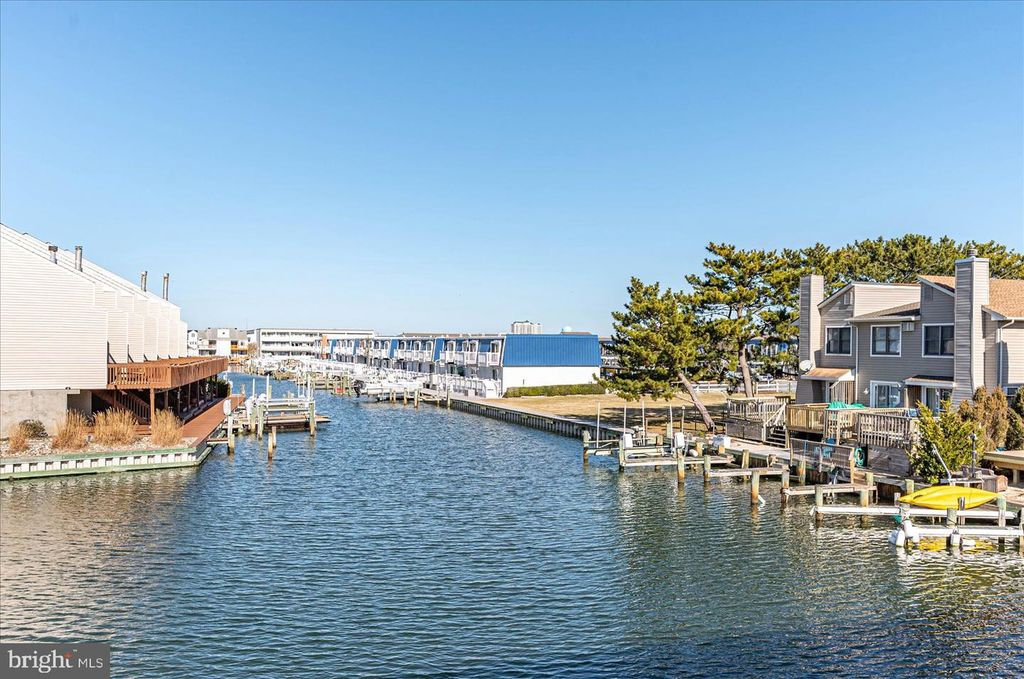 Image 30 of property listing at 504 ROBIN DR #69, Ocean City, MD 21842