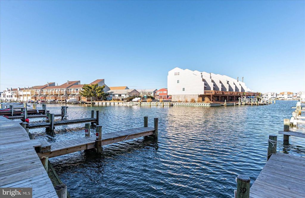 Image 32 of property listing at 504 ROBIN DR #69, Ocean City, MD 21842