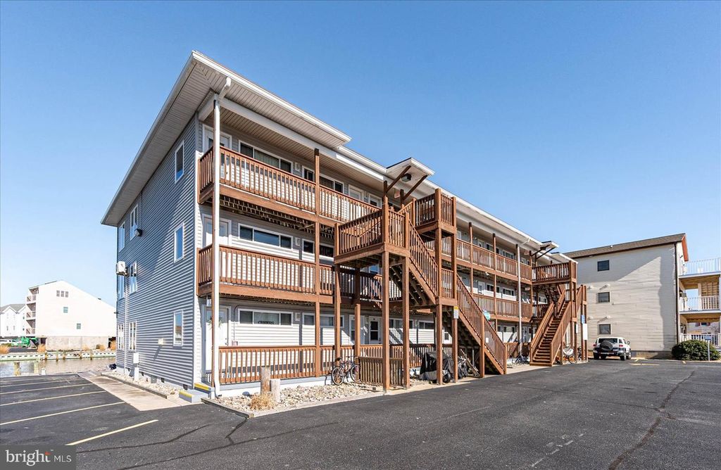 Image 36 of property listing at 504 ROBIN DR #69, Ocean City, MD 21842