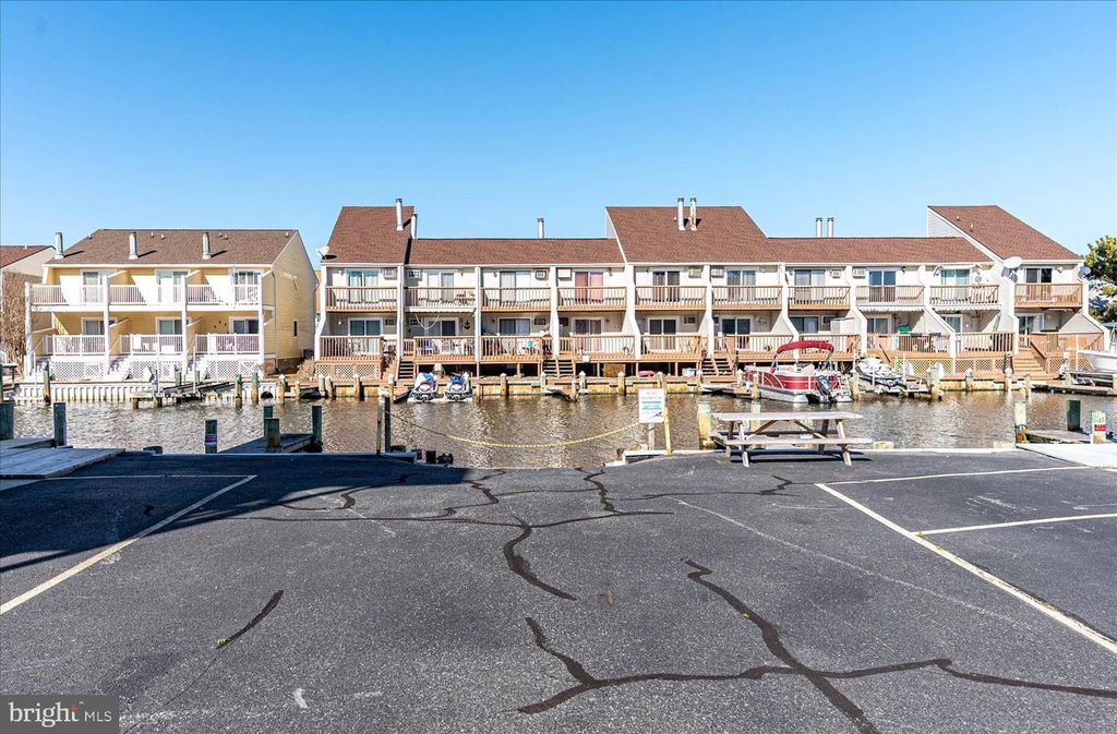 Image 39 of property listing at 504 ROBIN DR #69, Ocean City, MD 21842