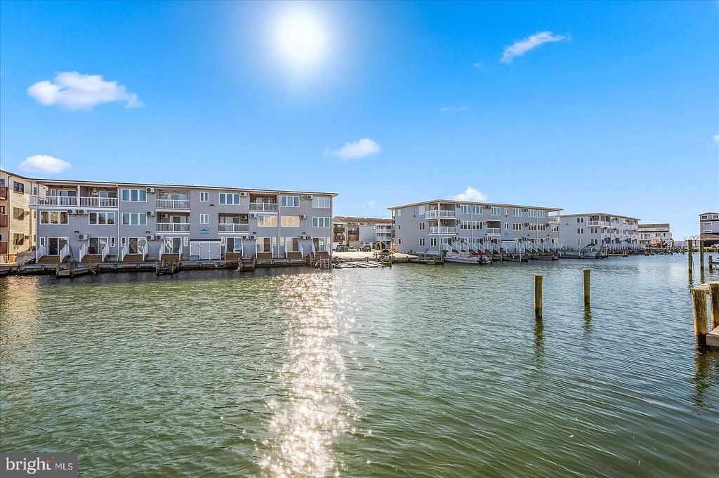 Image 45 of property listing at 504 ROBIN DR #69, Ocean City, MD 21842
