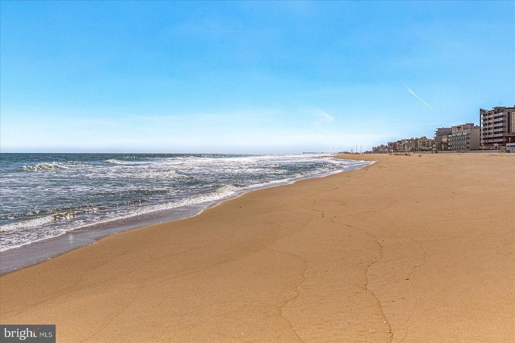 Image 49 of property listing at 504 ROBIN DR #69, Ocean City, MD 21842