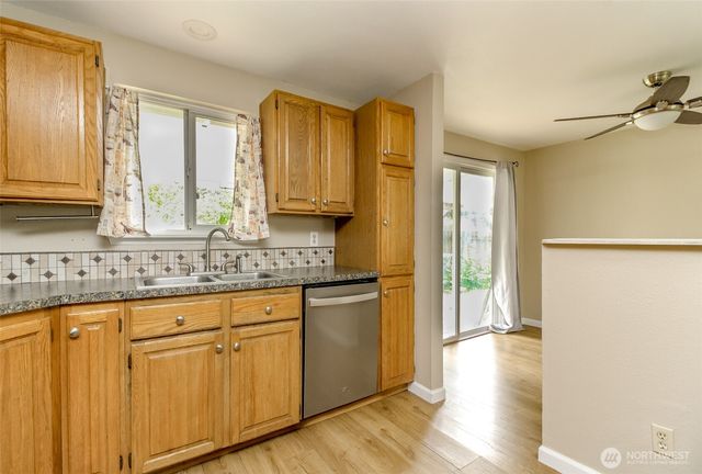 16904 18th Avenue E, Spanaway, WA 98387