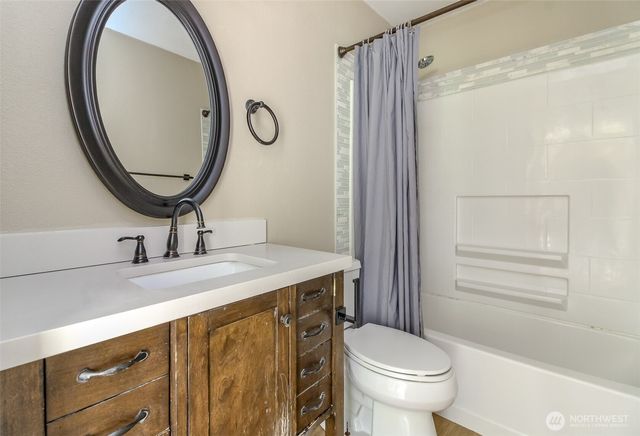 16904 18th Avenue E, Spanaway, WA 98387