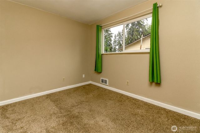 16904 18th Avenue E, Spanaway, WA 98387