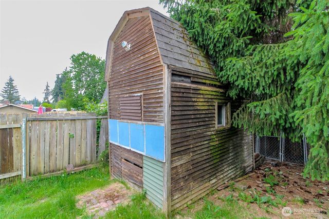 16904 18th Avenue E, Spanaway, WA 98387