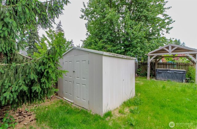 16904 18th Avenue E, Spanaway, WA 98387