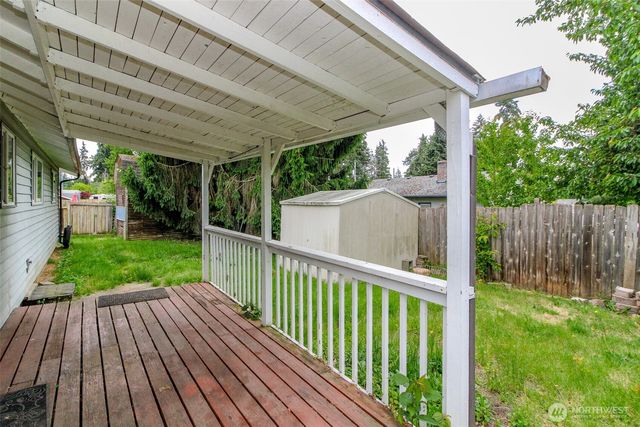 16904 18th Avenue E, Spanaway, WA 98387
