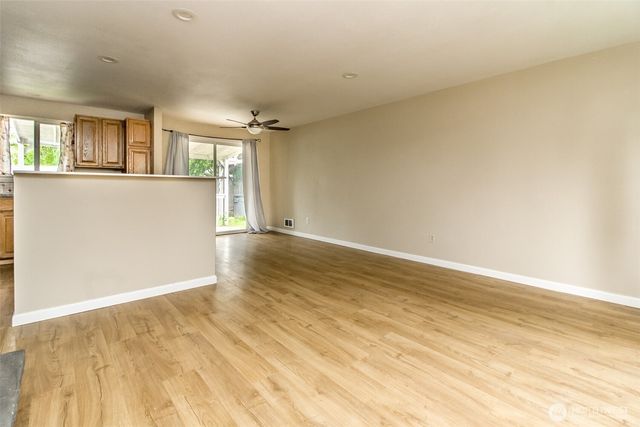 16904 18th Avenue E, Spanaway, WA 98387