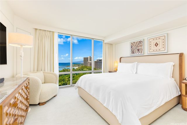 223 Saratoga Road 1619, Honolulu, HI 96815