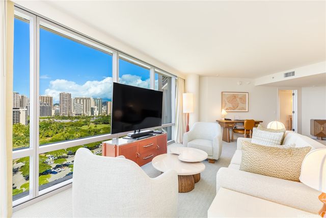 223 Saratoga Road 1619, Honolulu, HI 96815