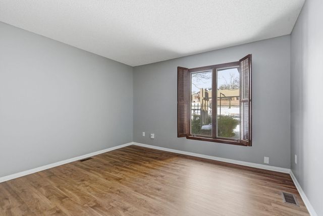 3460 E Catalpa Street, Springfield, MO 65809