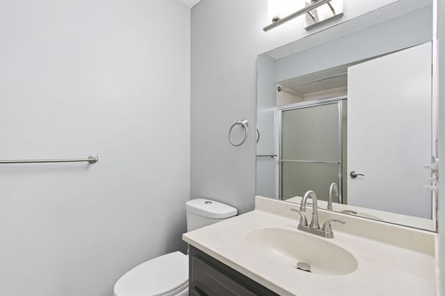 3460 E Catalpa Street, Springfield, MO 65809