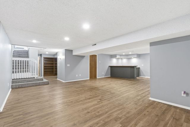 3460 E Catalpa Street, Springfield, MO 65809