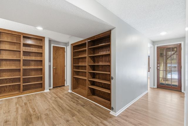 3460 E Catalpa Street, Springfield, MO 65809