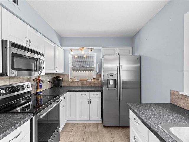 10819 86TH AVENUE, Seminole, FL 33772