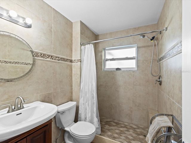 10819 86TH AVENUE, Seminole, FL 33772