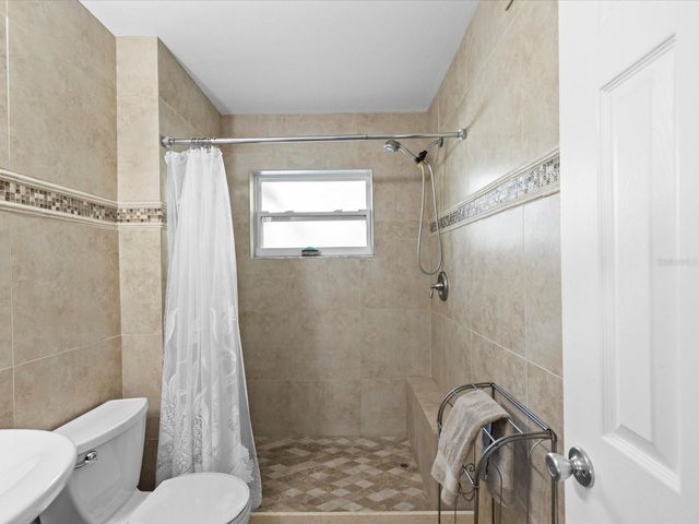 10819 86TH AVENUE, Seminole, FL 33772