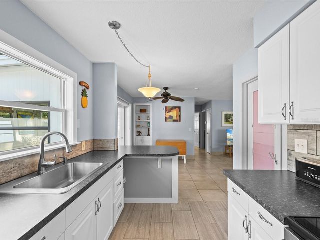 10819 86TH AVENUE, Seminole, FL 33772