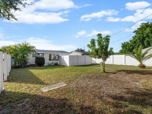 10819 86TH AVENUE, Seminole, FL 33772