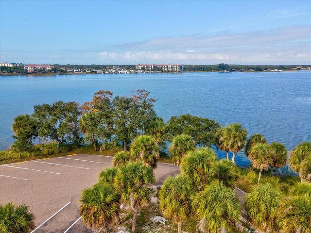 10819 86TH AVENUE, Seminole, FL 33772