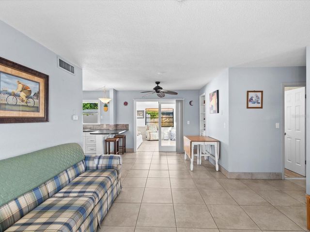 10819 86TH AVENUE, Seminole, FL 33772