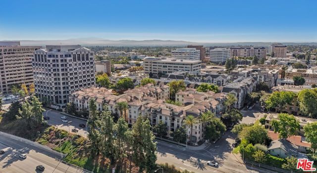 290 N Hudson Avenue 208W, Pasadena, CA 91101