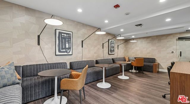 290 N Hudson Avenue 208W, Pasadena, CA 91101