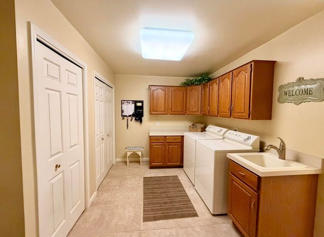 3830 Harbor Point Drive, Norton Shores City, MI 49441