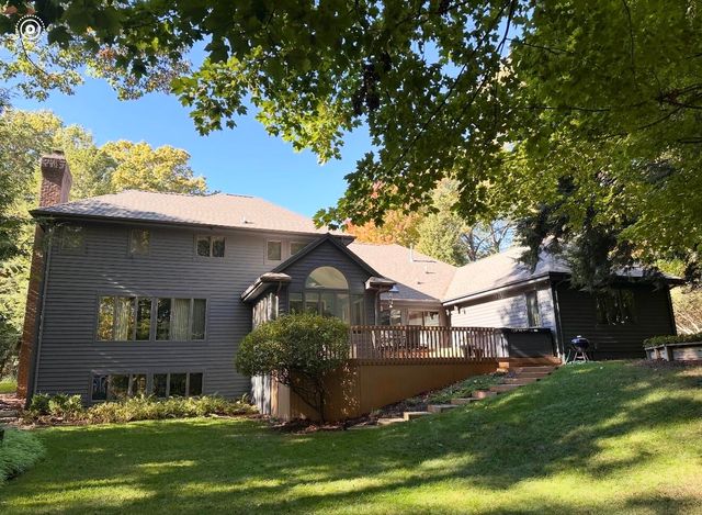 3830 Harbor Point Drive, Norton Shores City, MI 49441