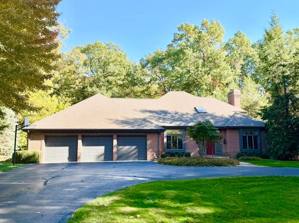 3830 Harbor Point Drive, Norton Shores City, MI 49441