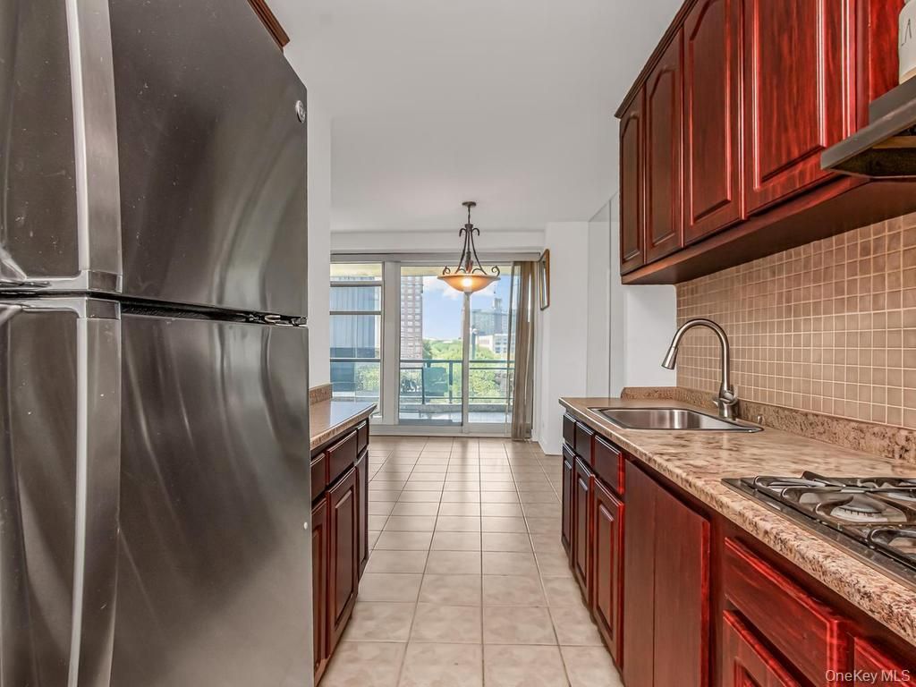 875 Morrison Avenue 6B, Bronx, NY 10473 — photo 4