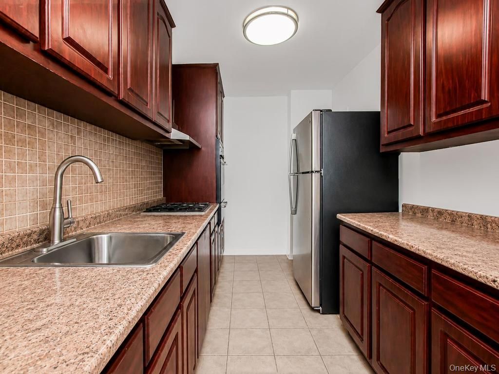 875 Morrison Avenue 6B, Bronx, NY 10473 — photo 5
