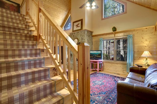 311 Vineyard Creek Way, Murphy, NC 28906