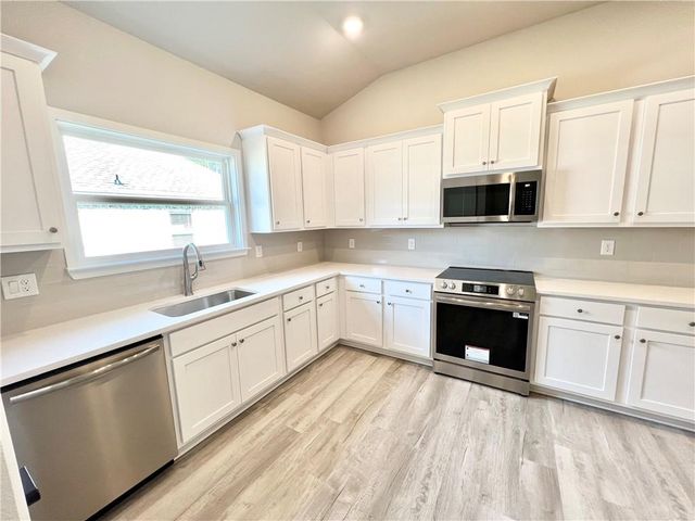 4031 Leighton Place Drive, Mobile, AL 36693